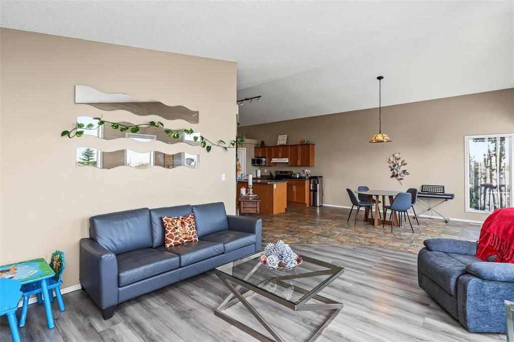 99 Nevens Bay, Winnipeg, Manitoba R2C 4P1 - Photo 19 - 202626239