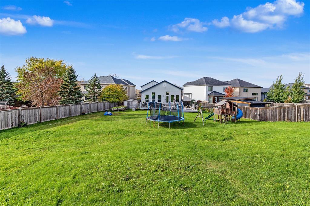 99 Nevens Bay, Winnipeg, Manitoba R2C 4P1 - Photo 38 - 202626239