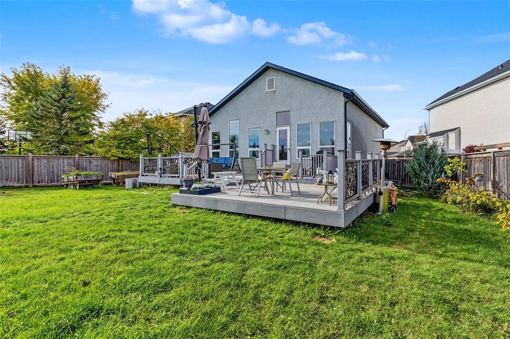 99 Nevens Bay, Winnipeg, Manitoba R2C 4P1 - Photo 39 - 202626239