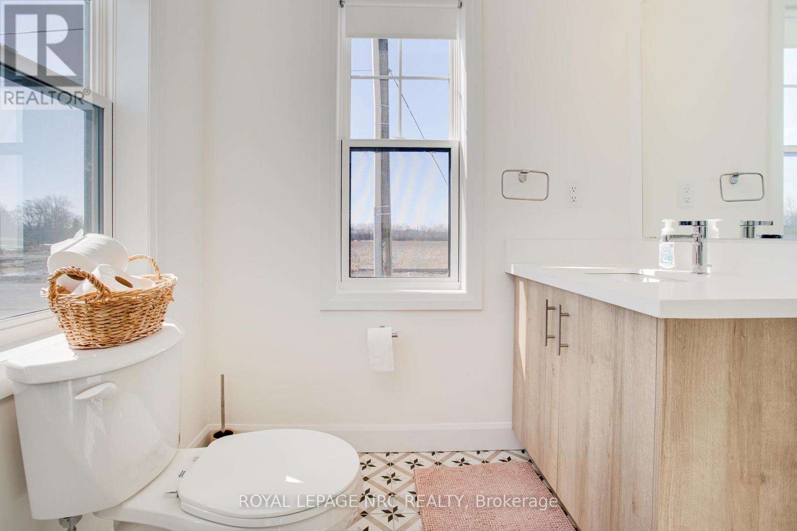 78 Beach Walk Crescent, Fort Erie, Ontario  L0S 1B0 - Photo 11 - X14100638