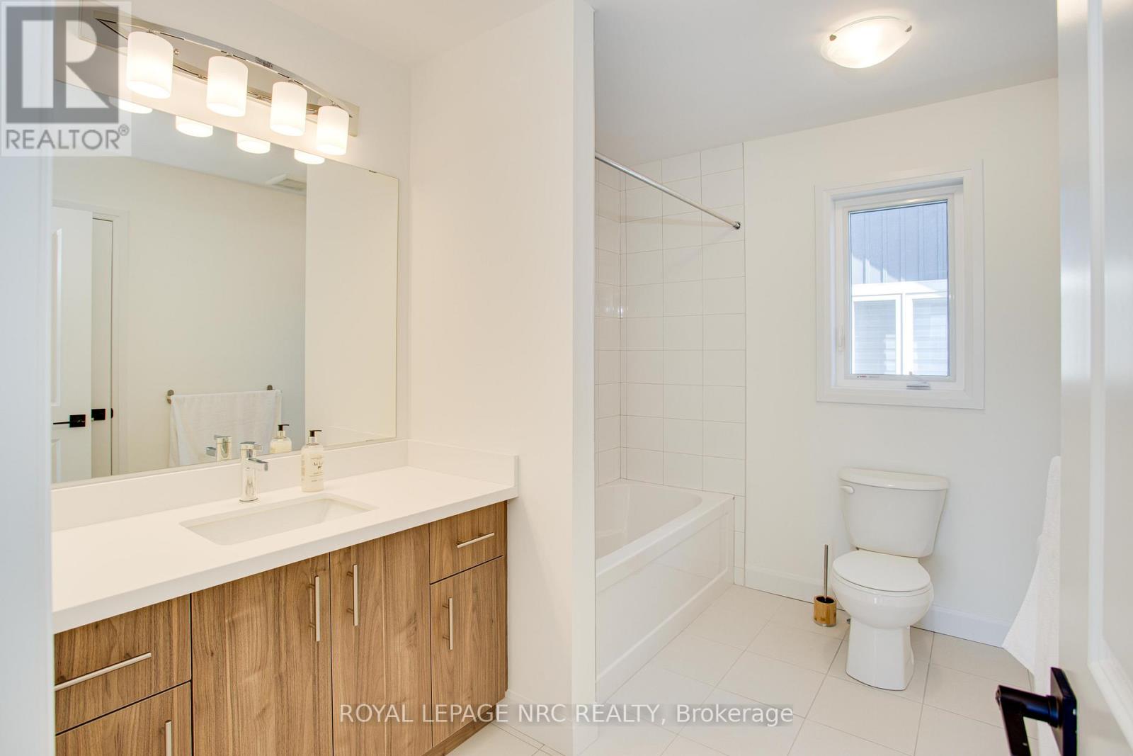 78 Beach Walk Crescent, Fort Erie, Ontario  L0S 1B0 - Photo 18 - X14100638