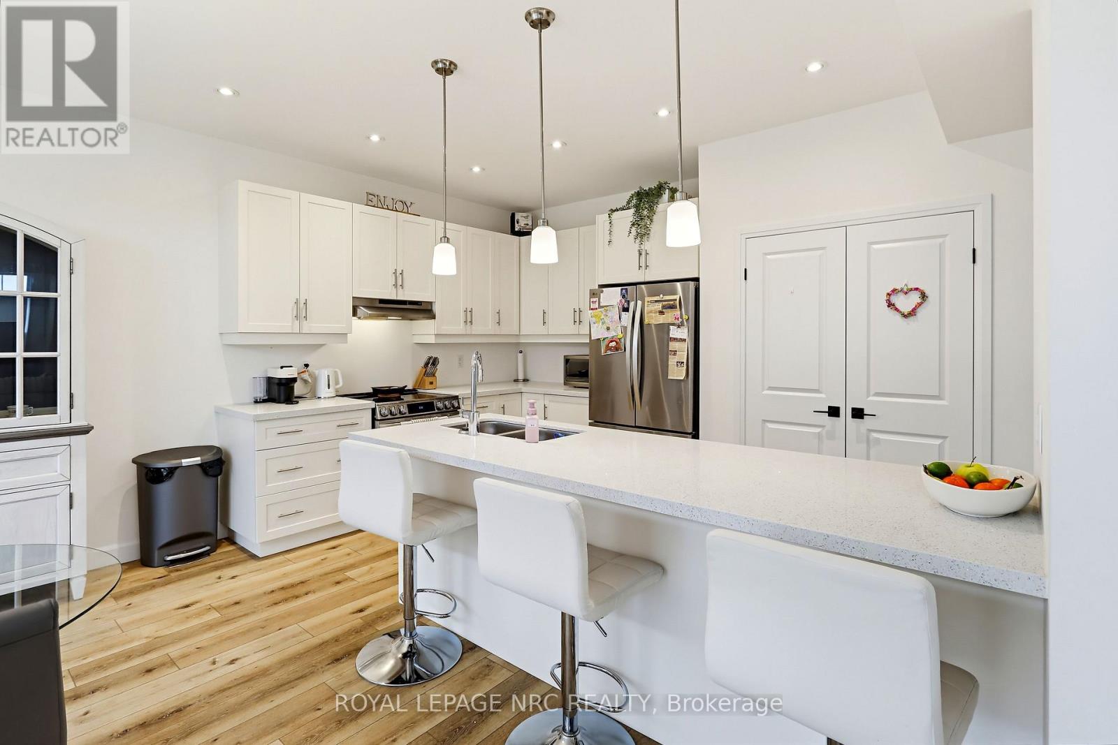 78 Beach Walk Crescent, Fort Erie, Ontario  L0S 1B0 - Photo 9 - X14100638