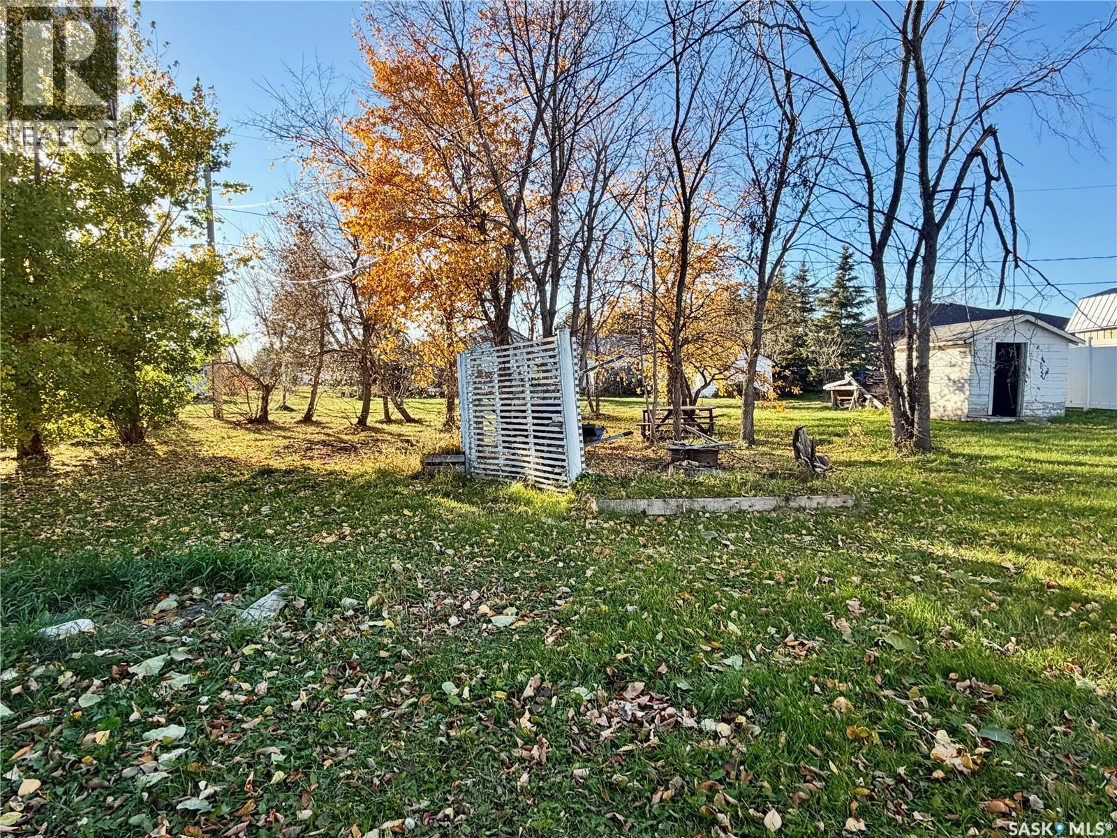 821 2nd Avenue E, Zenon Park, Saskatchewan  S0E 1W0 - Photo 35 - SK051565