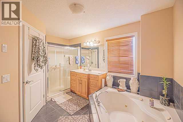 393 Taralake Landing Ne, Calgary, Alberta  T3J 0A6 - Photo 33 - A2353727