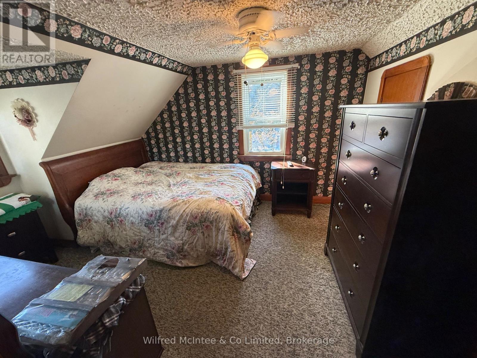 385 6th Avenue, Hanover, Ontario  N4N 2G1 - Photo 16 - X14100674