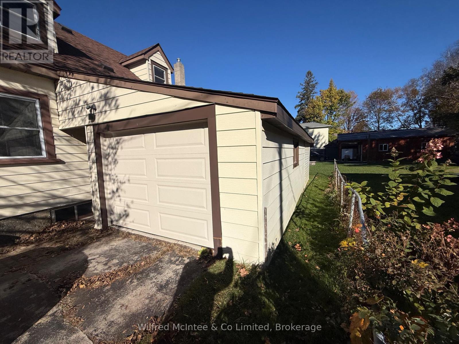 385 6th Avenue, Hanover, Ontario  N4N 2G1 - Photo 8 - X14100674