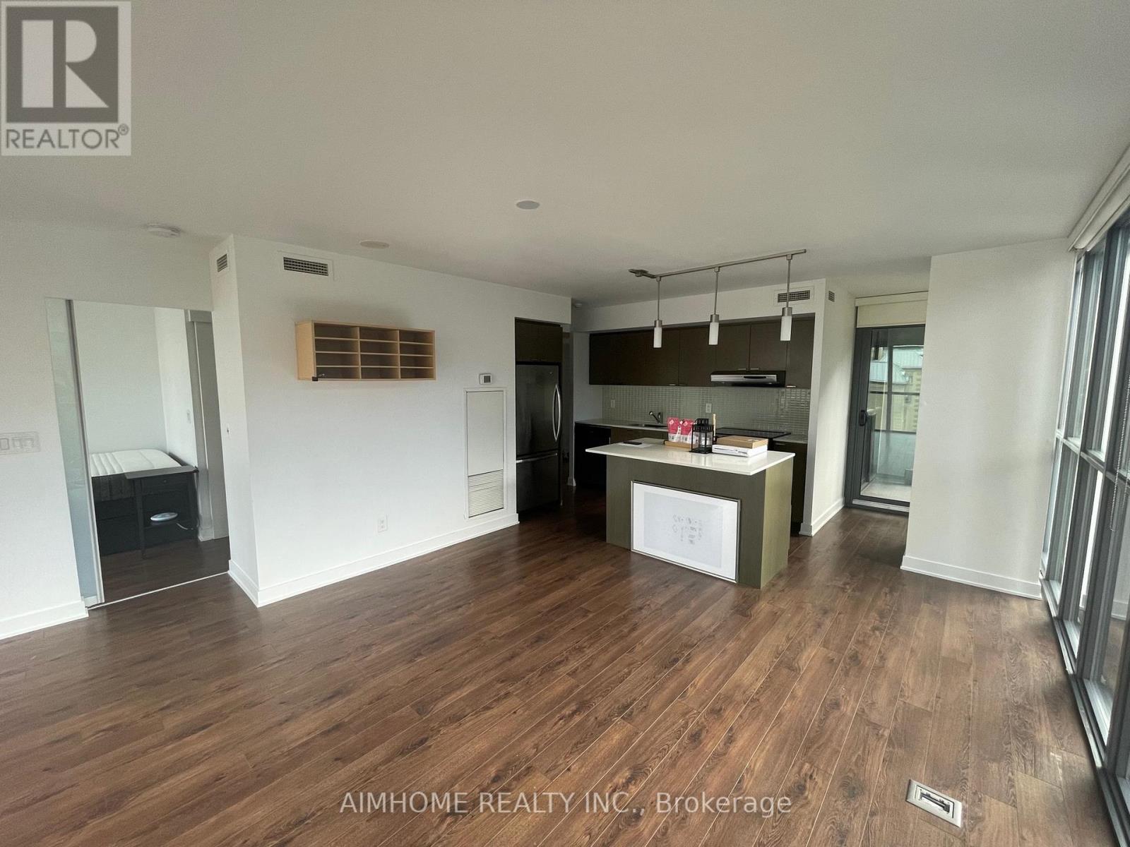 803 - 110 Charles Street E, Toronto, Ontario  M4Y 1T5 - Photo 3 - C14100676