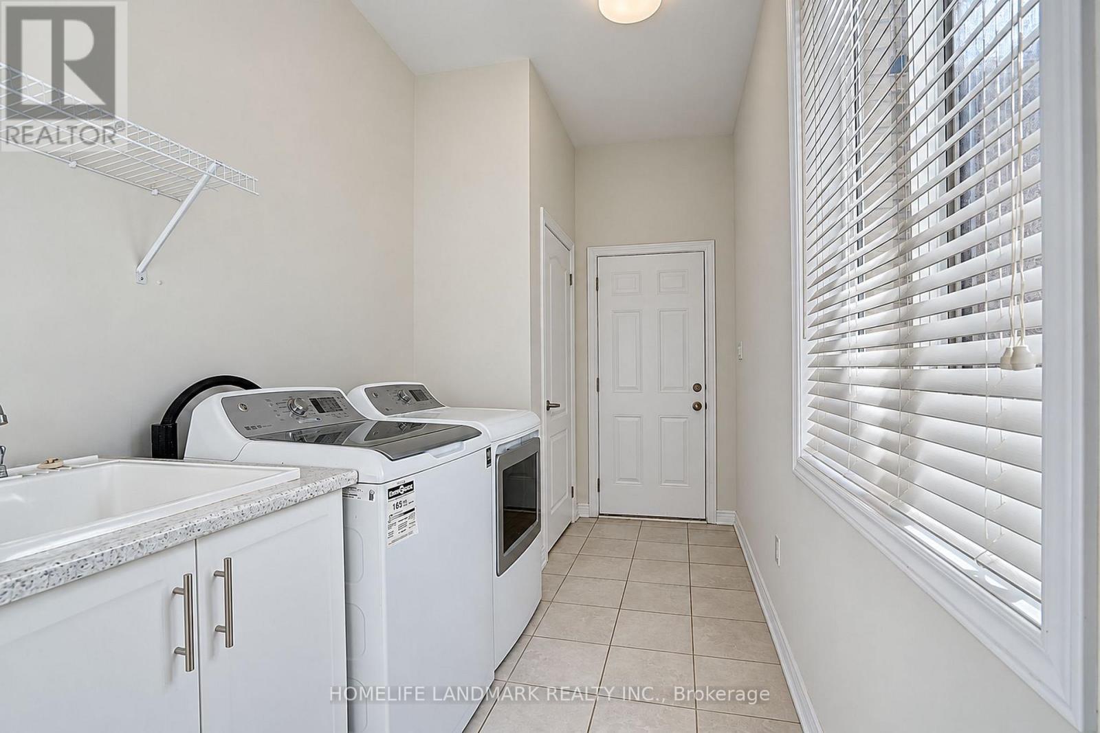 27 Applegate Drive, East Gwillimbury, Ontario  L9N 0R2 - Photo 19 - N14100660