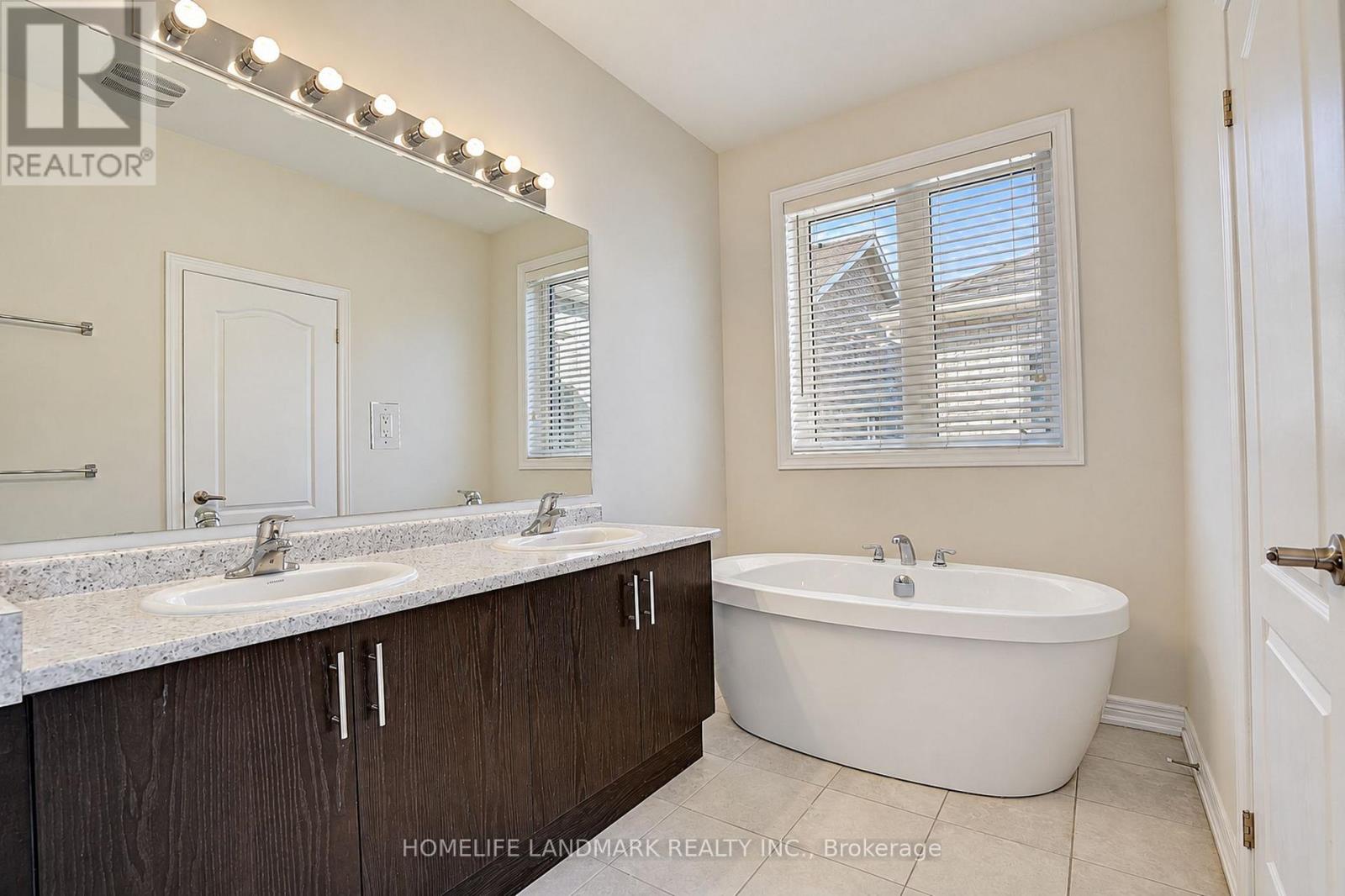 27 Applegate Drive, East Gwillimbury, Ontario  L9N 0R2 - Photo 31 - N14100660
