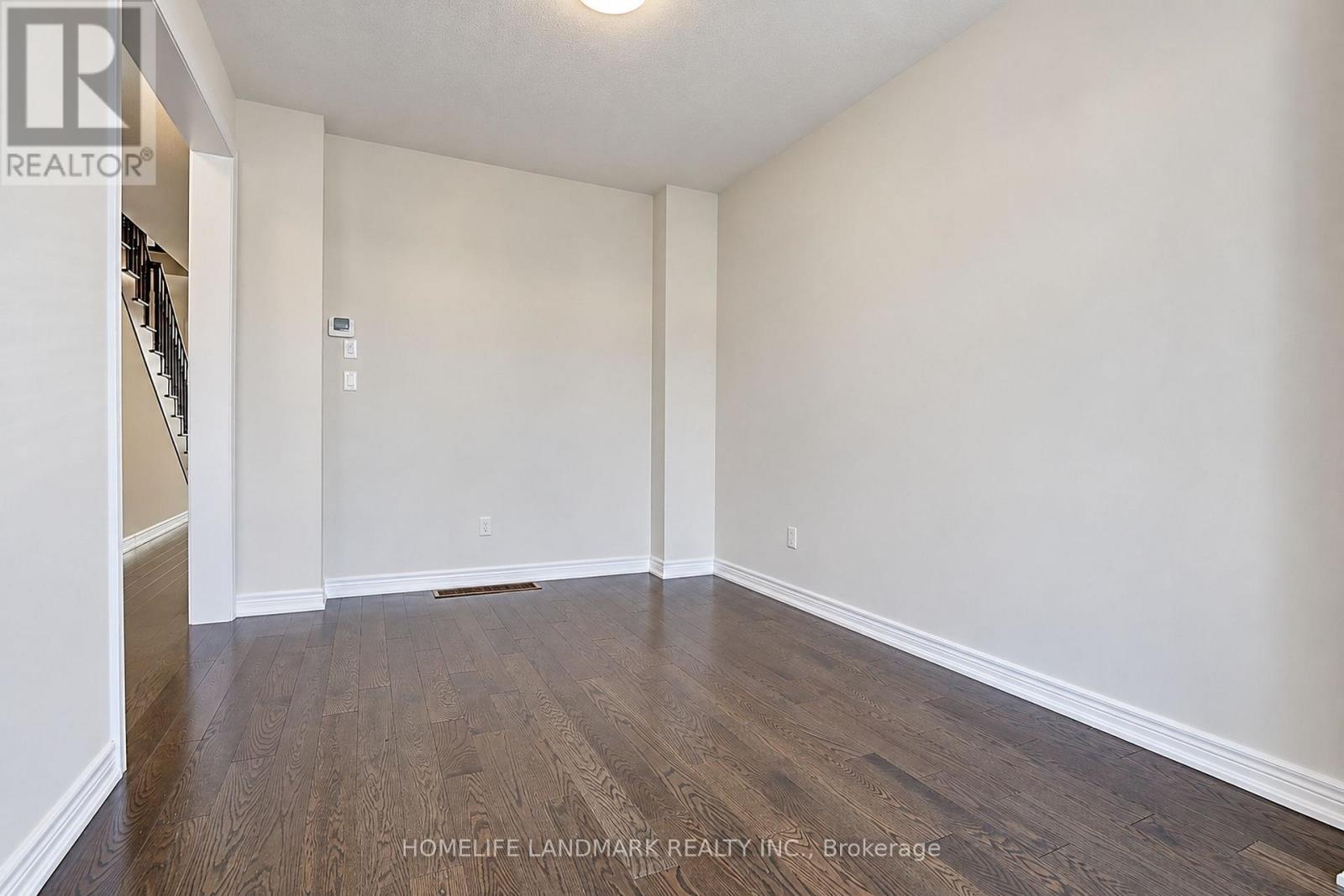 27 Applegate Drive, East Gwillimbury, Ontario  L9N 0R2 - Photo 4 - N14100660