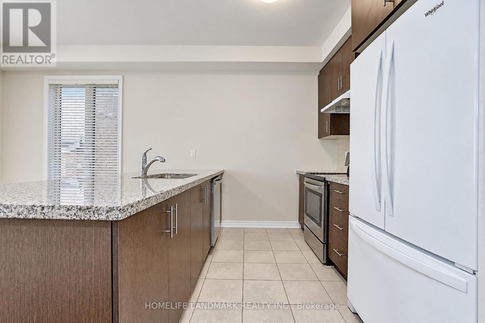 27 Applegate Drive, East Gwillimbury, Ontario  L9N 0R2 - Photo 7 - N14100660