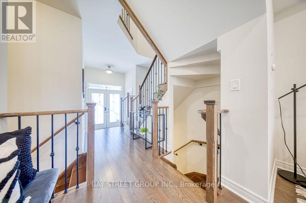 38 Port Arthur Crescent, Richmond Hill, Ontario  L4E 1B5 - Photo 4 - N14100690