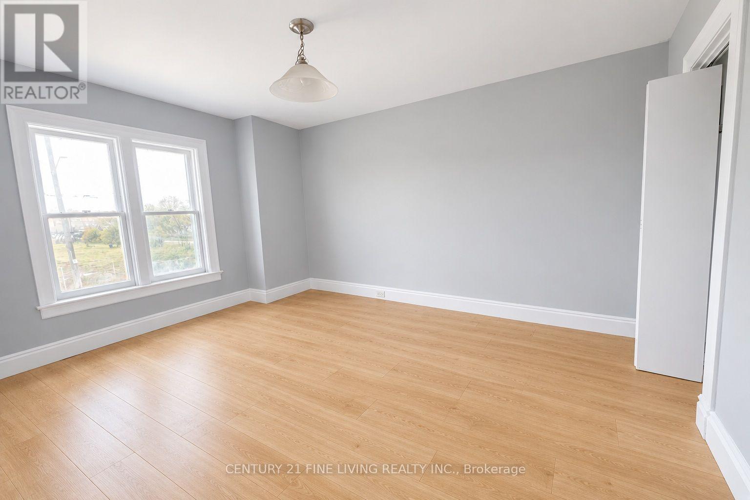 2 - 146 BRADFORD STREET, Barrie, Ontario