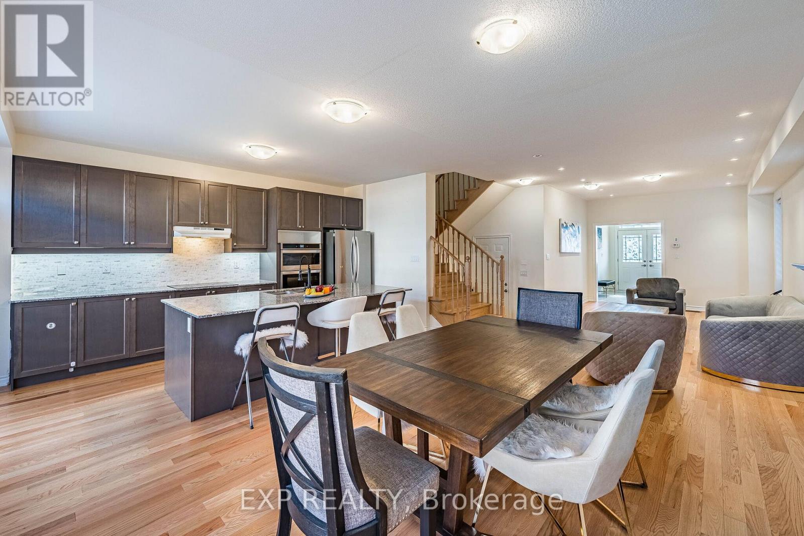 1186 REXTON DRIVE, Oshawa, Ontario