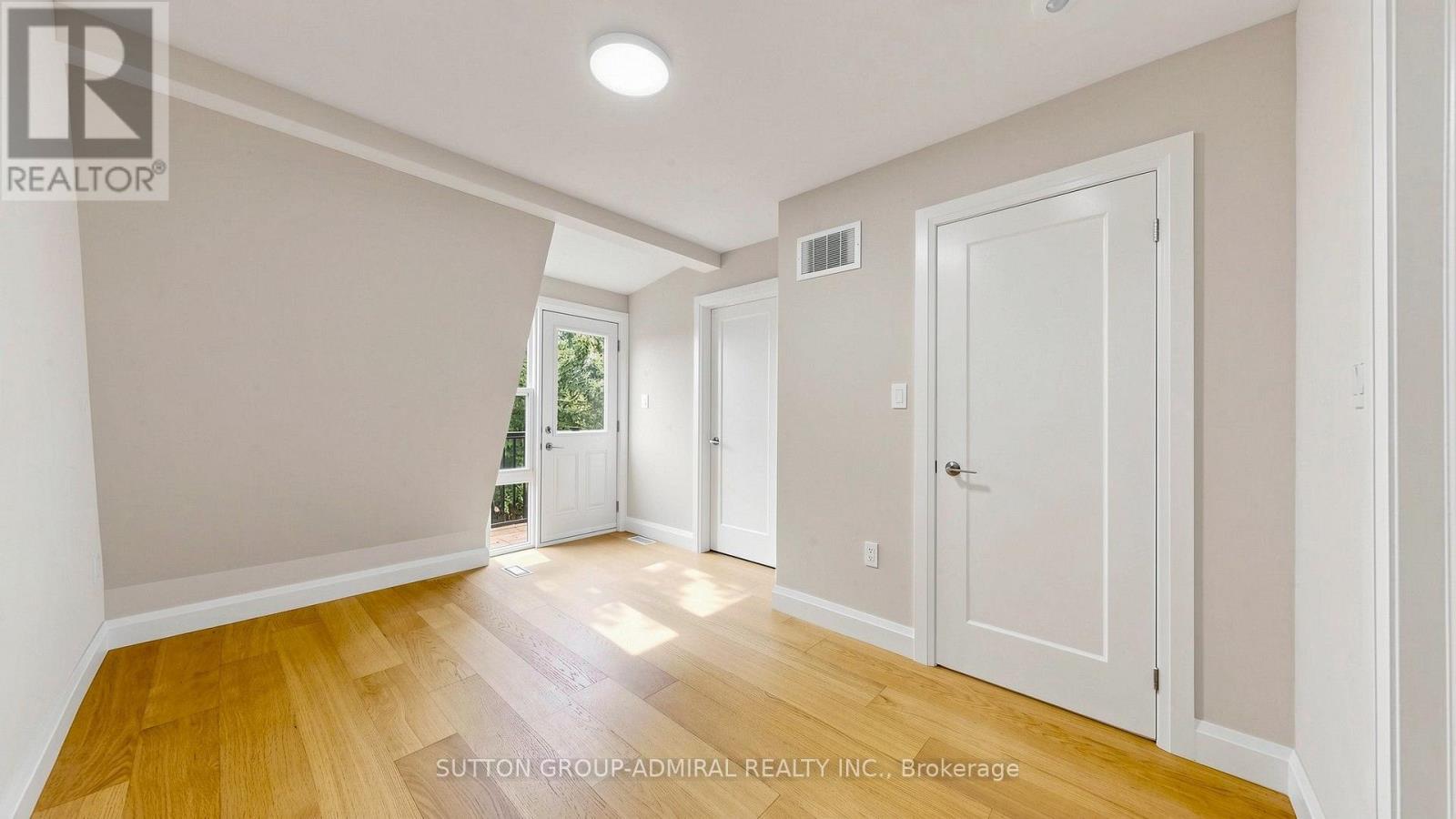 109 Fermanagh Avenue, Toronto, Ontario  M6R 1M1 - Photo 24 - W14100710
