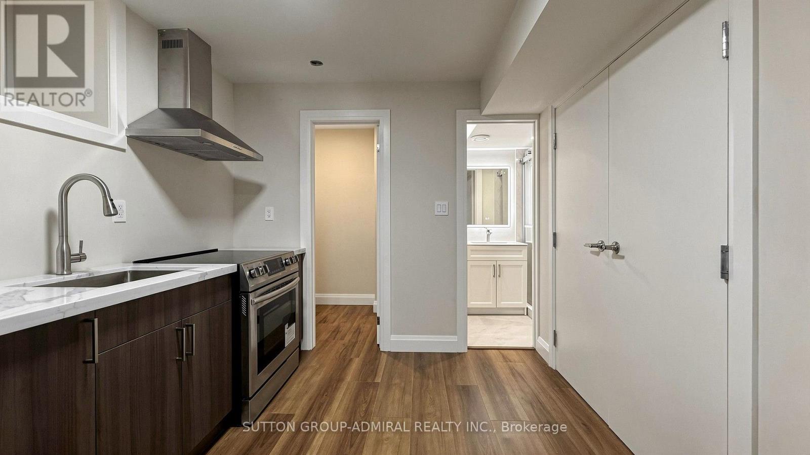 109 Fermanagh Avenue, Toronto, Ontario  M6R 1M1 - Photo 30 - W14100710