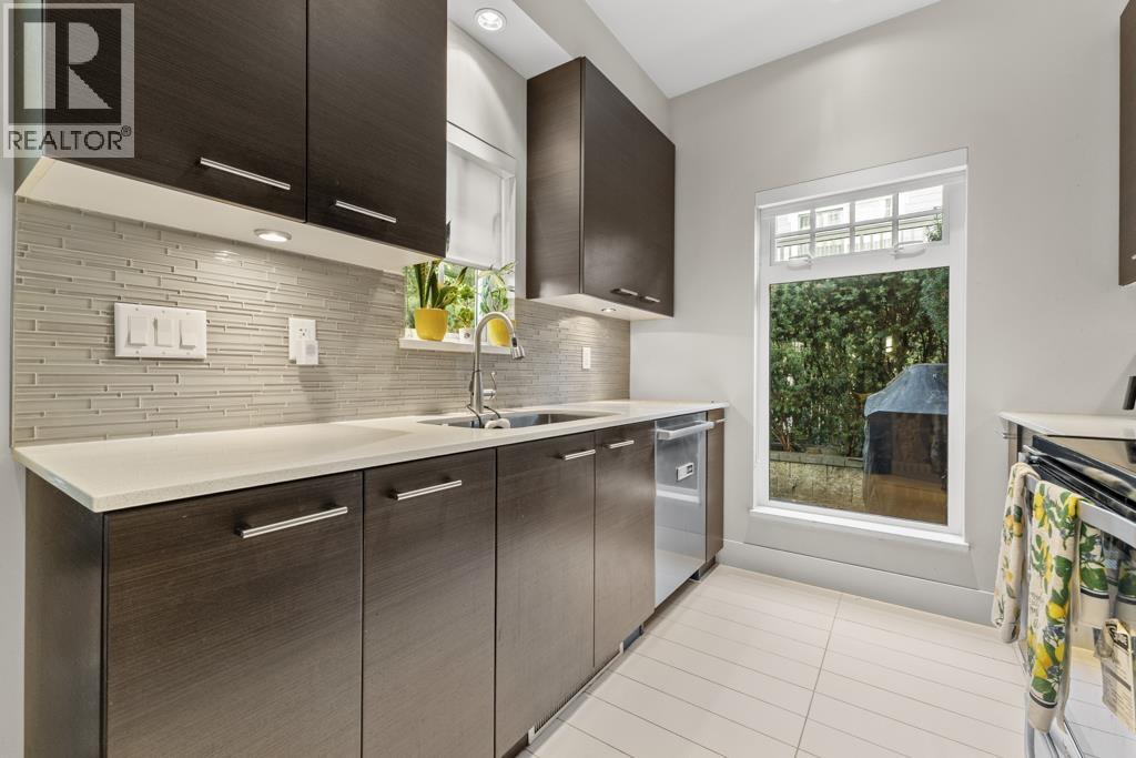 18 7198 Barnet Road, Burnaby, British Columbia  V5A 1C9 - Photo 6 - R3176748