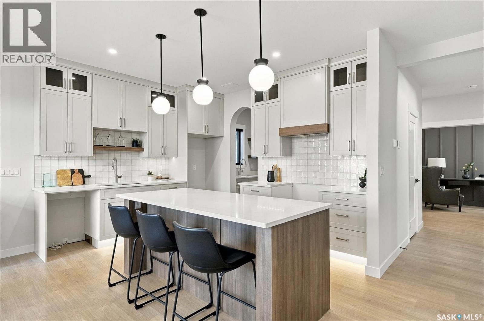 451 Asokan Rise, Saskatoon, Saskatchewan  S7V 1Z4 - Photo 3 - SK051036