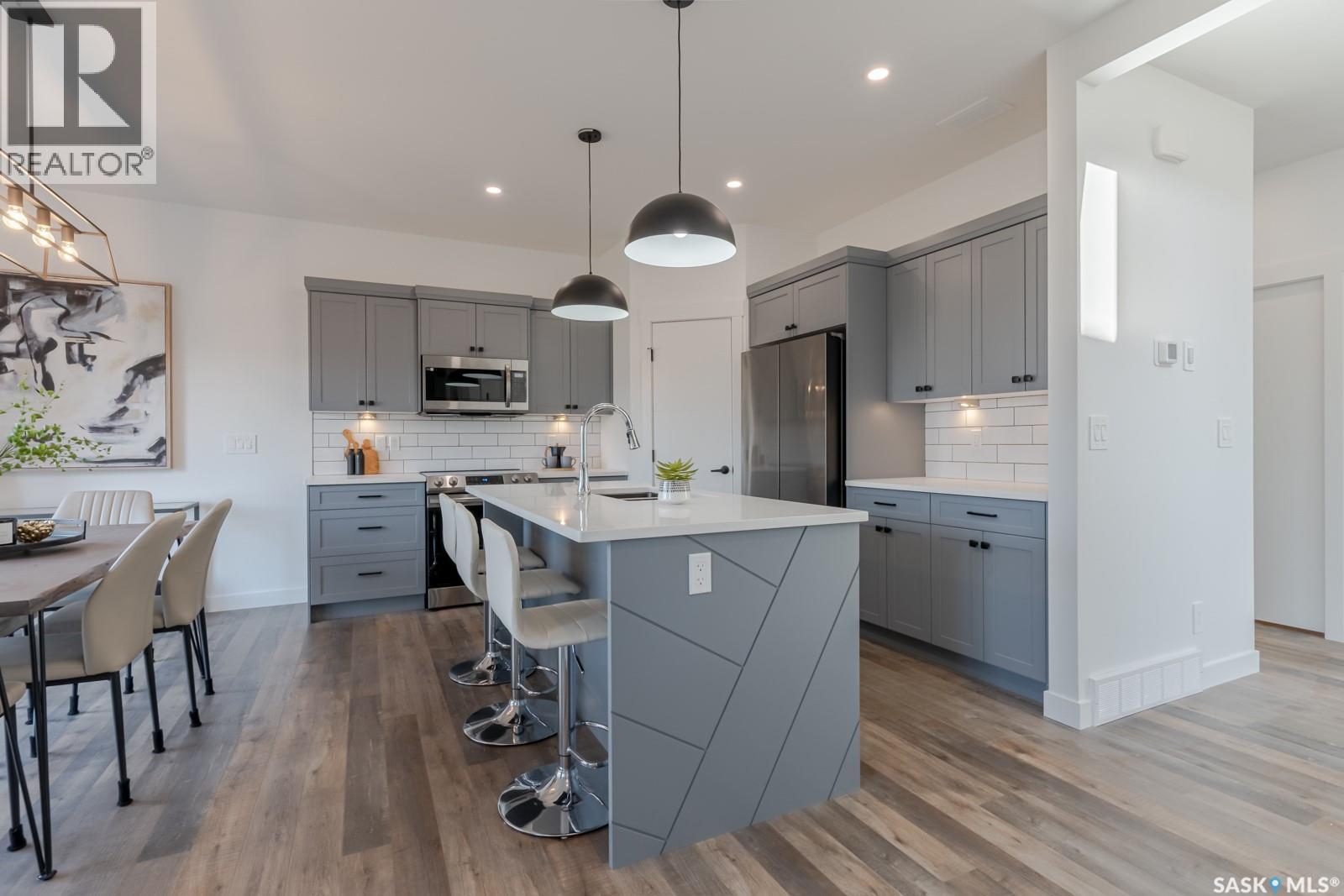 447 Asokan Rise, Saskatoon, Saskatchewan  S7V 0Z7 - Photo 1 - SK051026