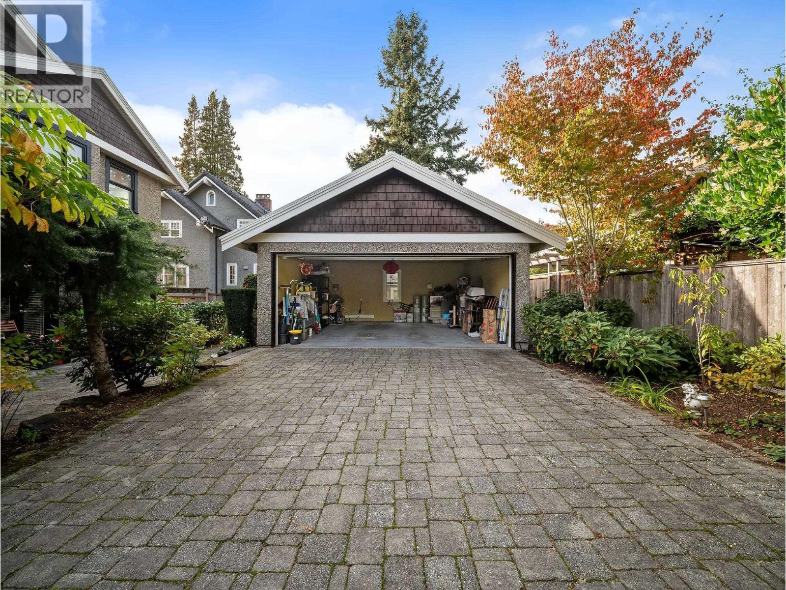 2015 W 57th Avenue, Vancouver, British Columbia  V6P 1V3 - Photo 37 - R3177057