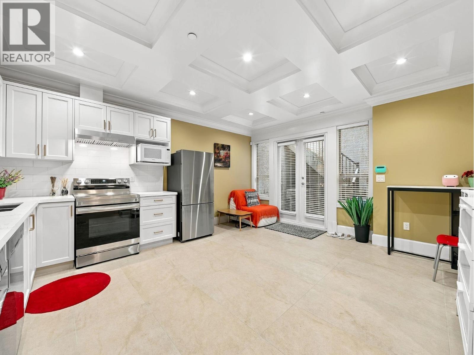 2015 W 57th Avenue, Vancouver, British Columbia  V6P 1V3 - Photo 32 - R3177057