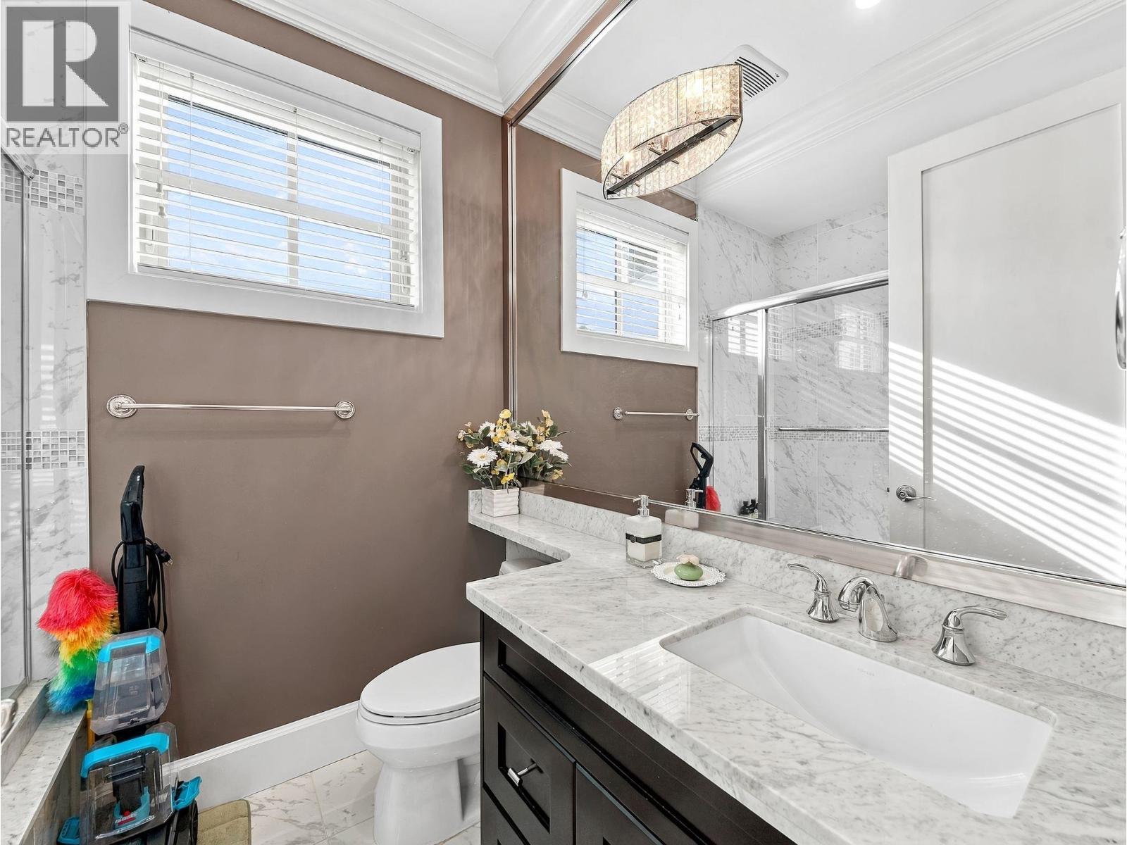 2015 W 57th Avenue, Vancouver, British Columbia  V6P 1V3 - Photo 34 - R3177057