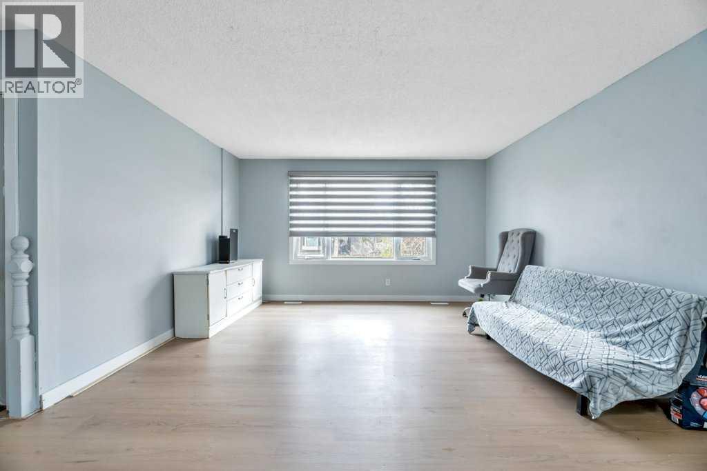 3427 56 Street NE, Calgary, Alberta  T1Y 3N8 - Photo 11 - A2352251