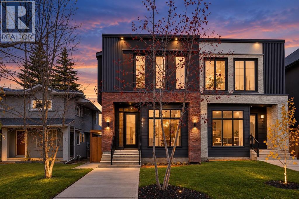 249 22 Avenue NE, Calgary, Alberta