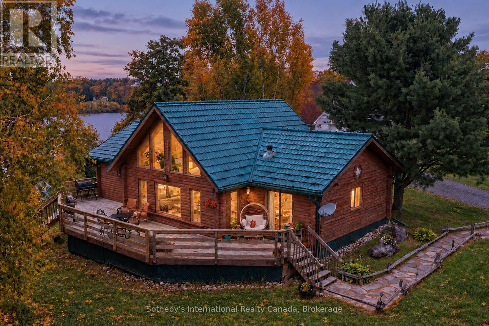 20 KODIAK ROAD, McKellar, Ontario