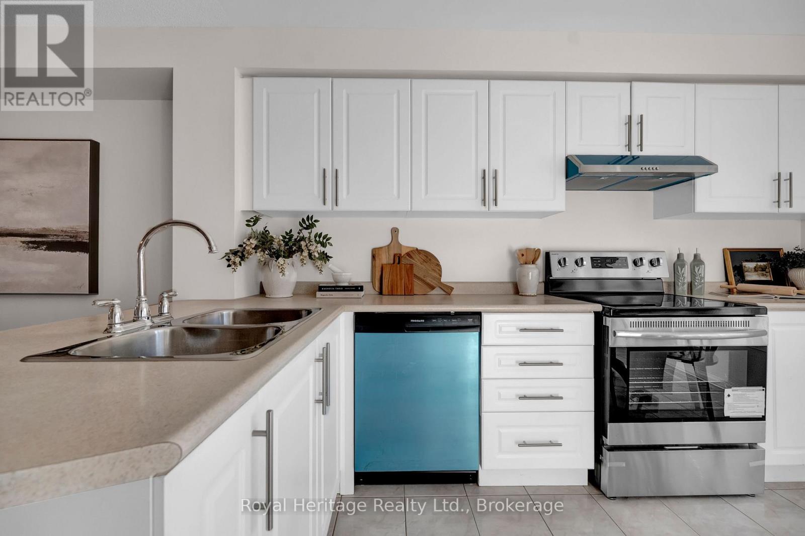 59 Cullcastle Street, Ajax, Ontario  L1S 0B1 - Photo 23 - E14100810