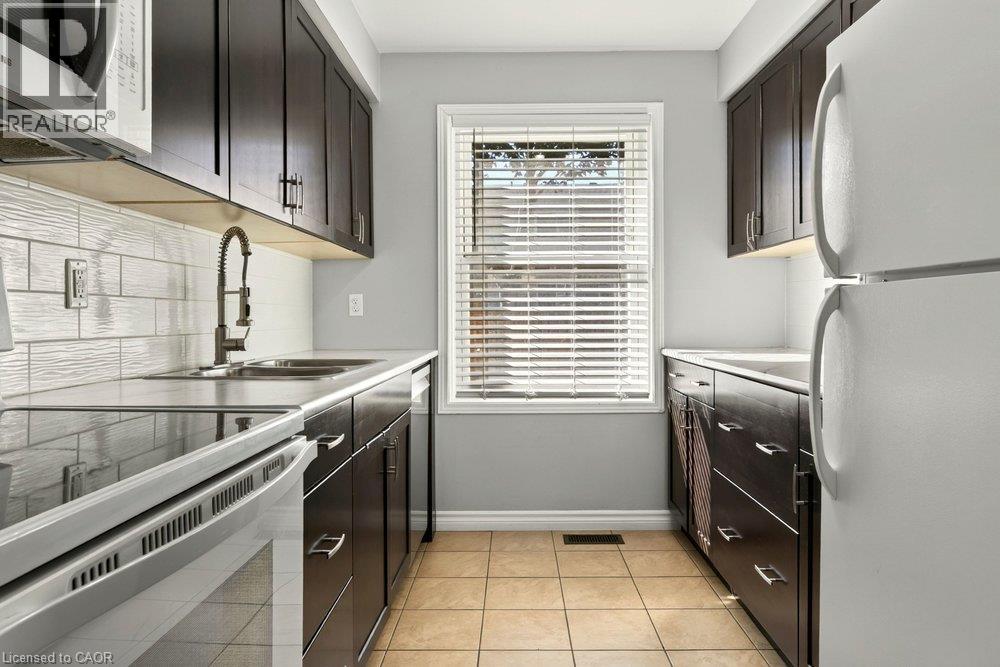 496 Grey Street Unit# C, Brantford, Ontario  N3S 7L4 - Photo 15 - 40872385