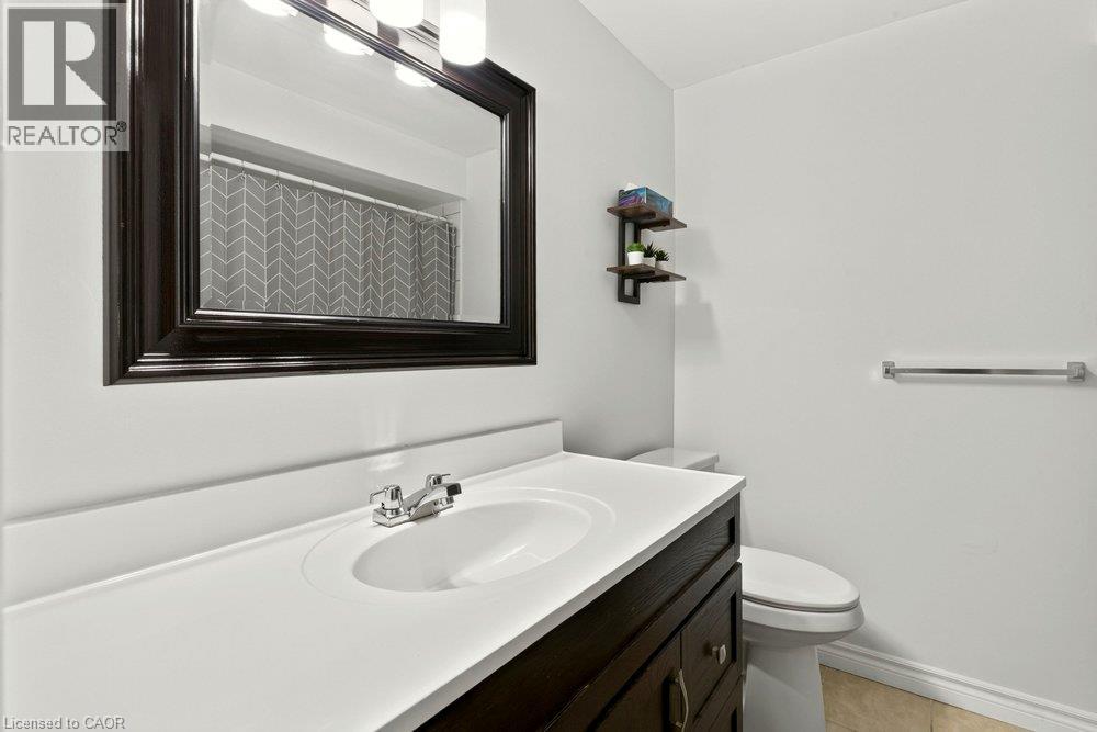 496 GREY Street Unit# C
