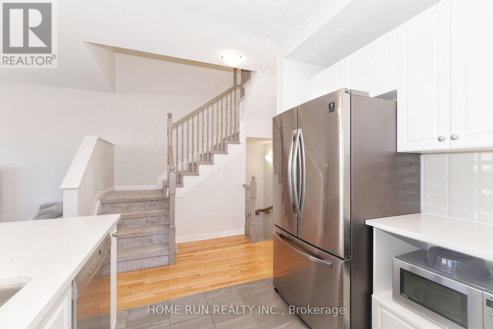 211 Clonrush Way, Ottawa, Ontario  K2T 0P7 - Photo 8 - X14100778