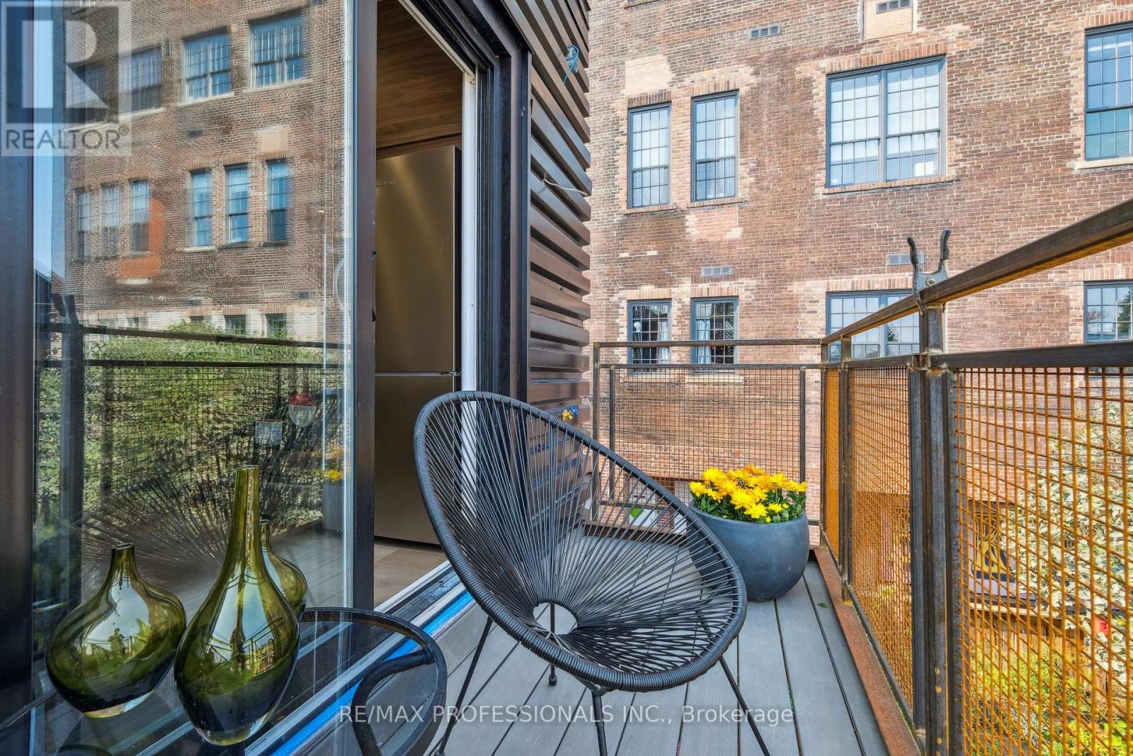 2nd Flr - 134 Argyle Street, Toronto, Ontario  M6J 1N9 - Photo 19 - C14100794