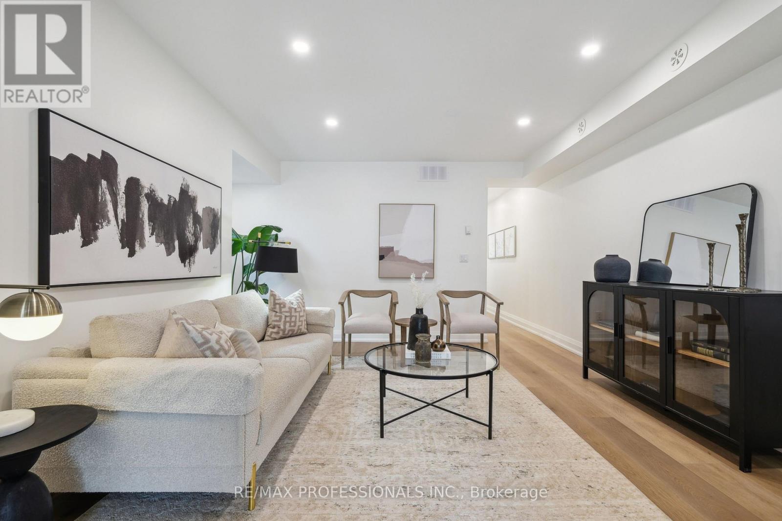 2nd Flr - 134 Argyle Street, Toronto, Ontario  M6J 1N9 - Photo 7 - C14100794