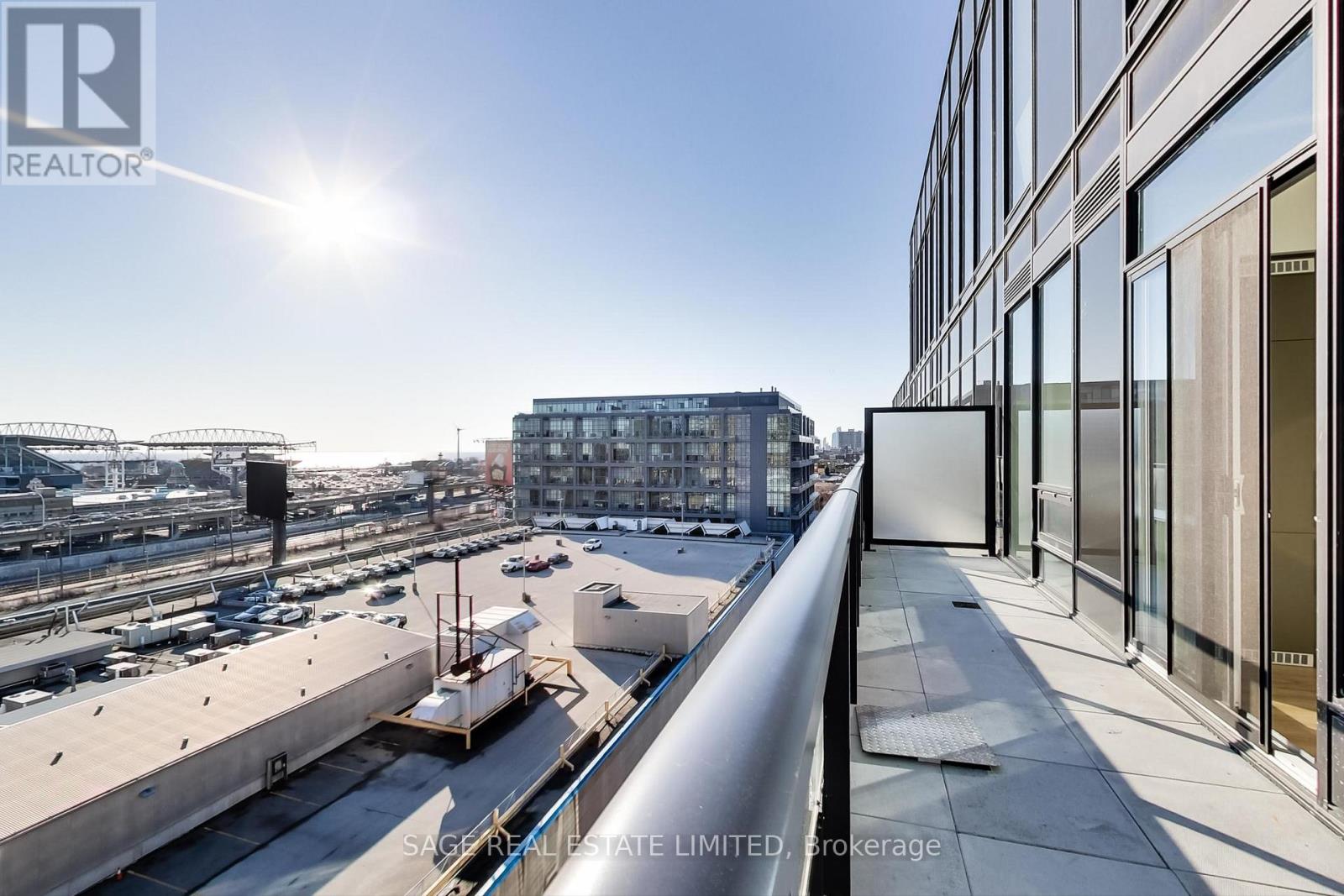 704 - 135 East Liberty Street, Toronto, Ontario  M6K 3K4 - Photo 30 - C14100808