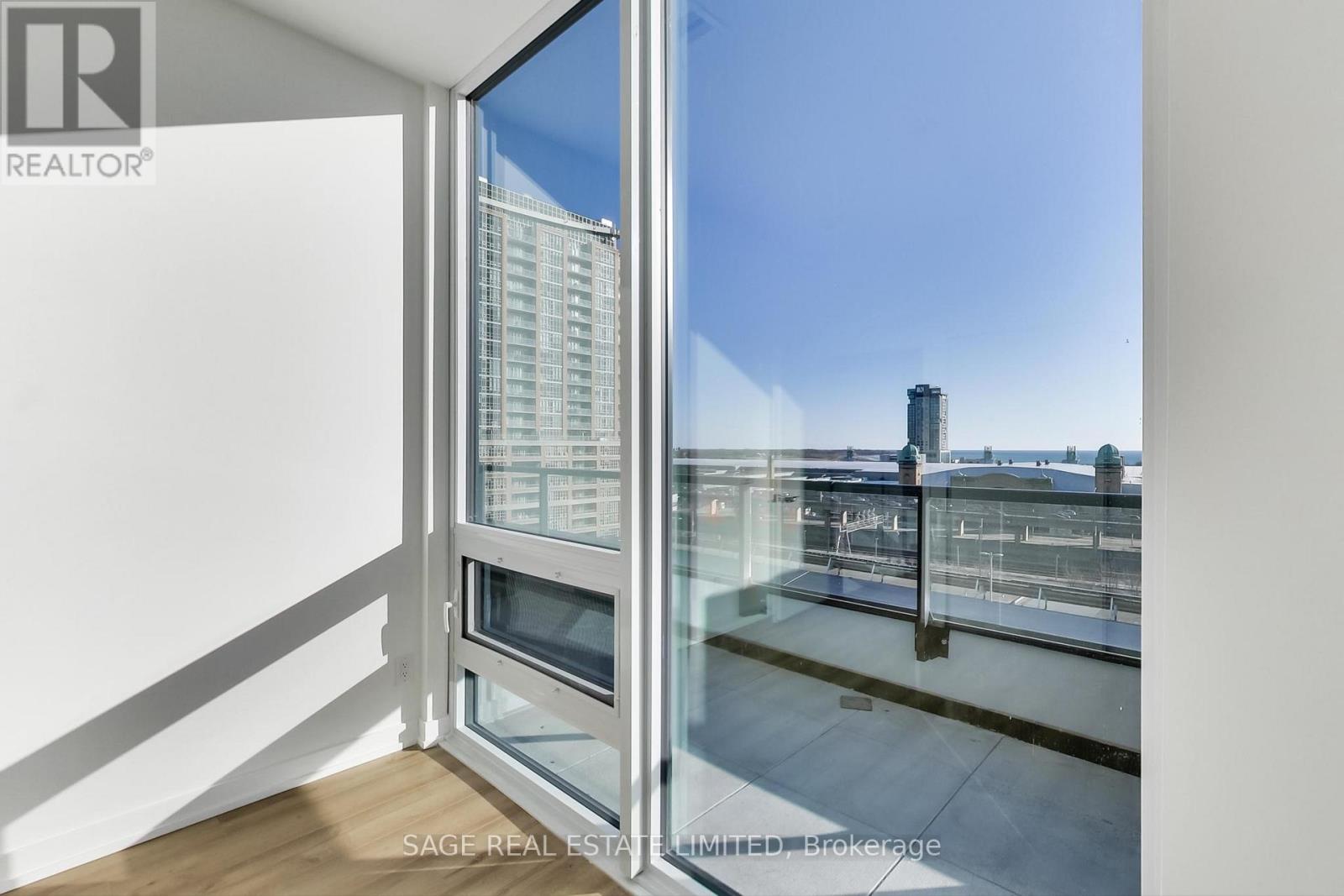 704 - 135 East Liberty Street, Toronto, Ontario  M6K 3K4 - Photo 8 - C14100808