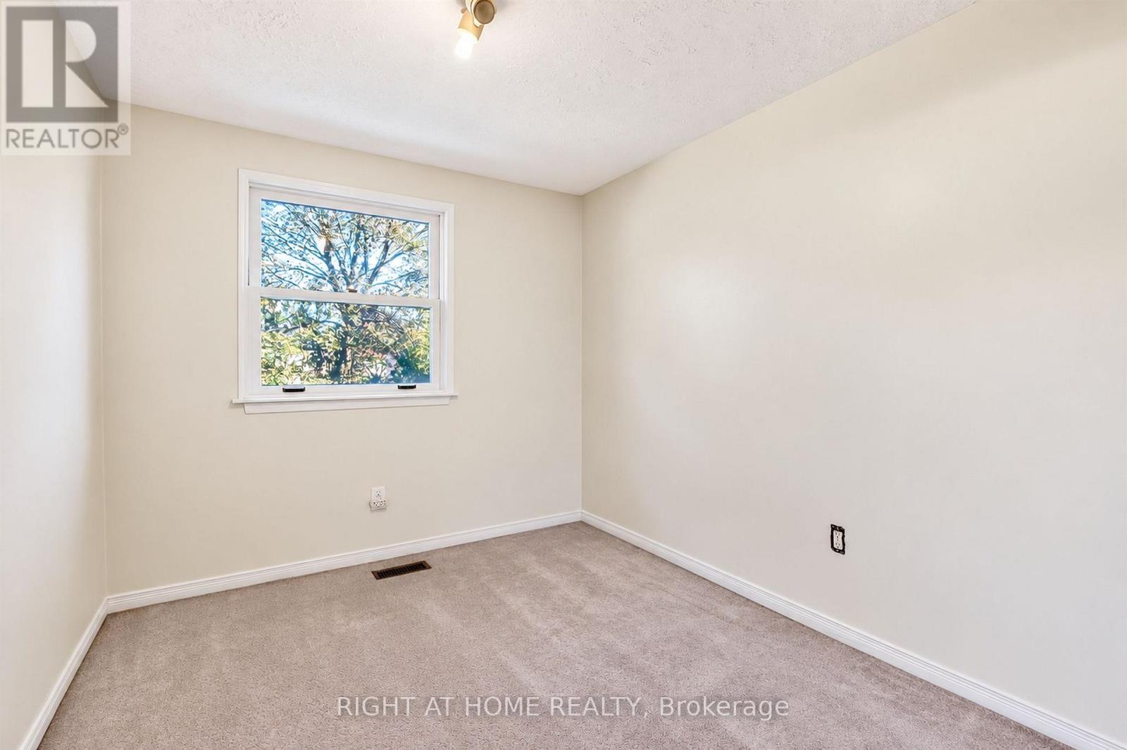 68 Trott Square, Toronto, Ontario M1B 1V8 - Photo 12 - E14100776