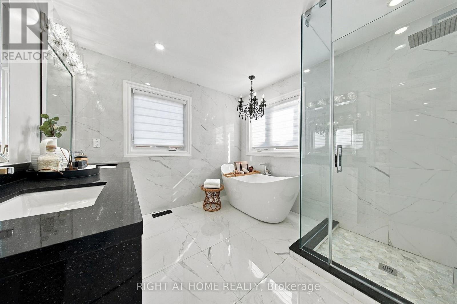 15 Ronald Street, Whitby, Ontario  L1P 0K1 - Photo 22 - E14100790