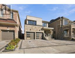 15 RONALD STREET, Whitby, Ontario