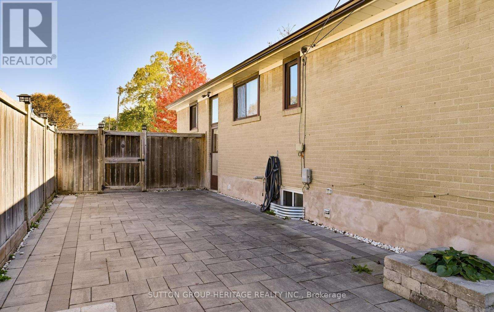 47 Burcher Road, Ajax, Ontario  L1S 2P9 - Photo 33 - E14100854