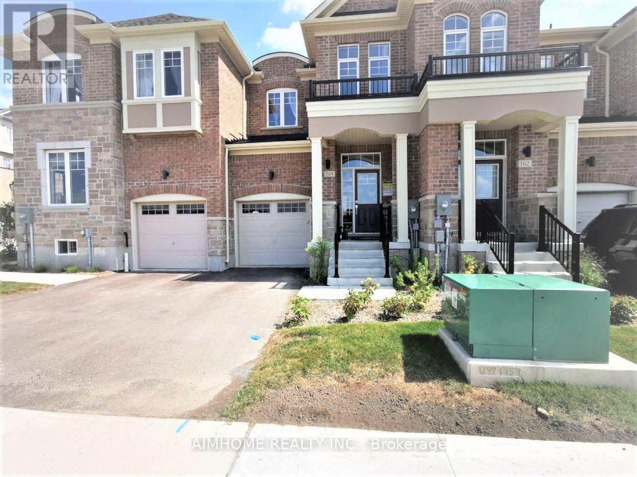164 Harding Park Street, Newmarket, Ontario  L3Y 0E4 - Photo 3 - N14100748