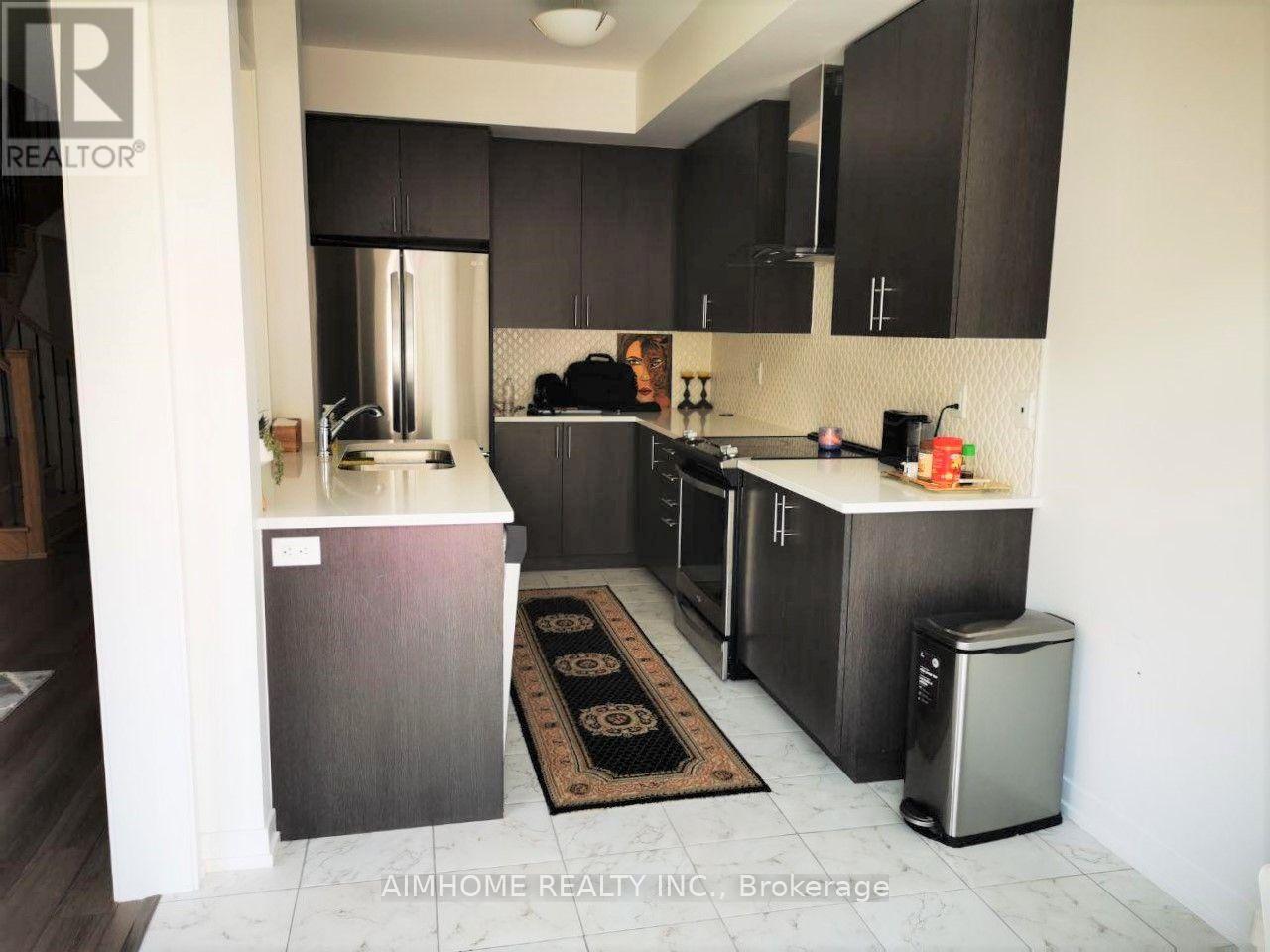 164 Harding Park Street, Newmarket, Ontario  L3Y 0E4 - Photo 4 - N14100748