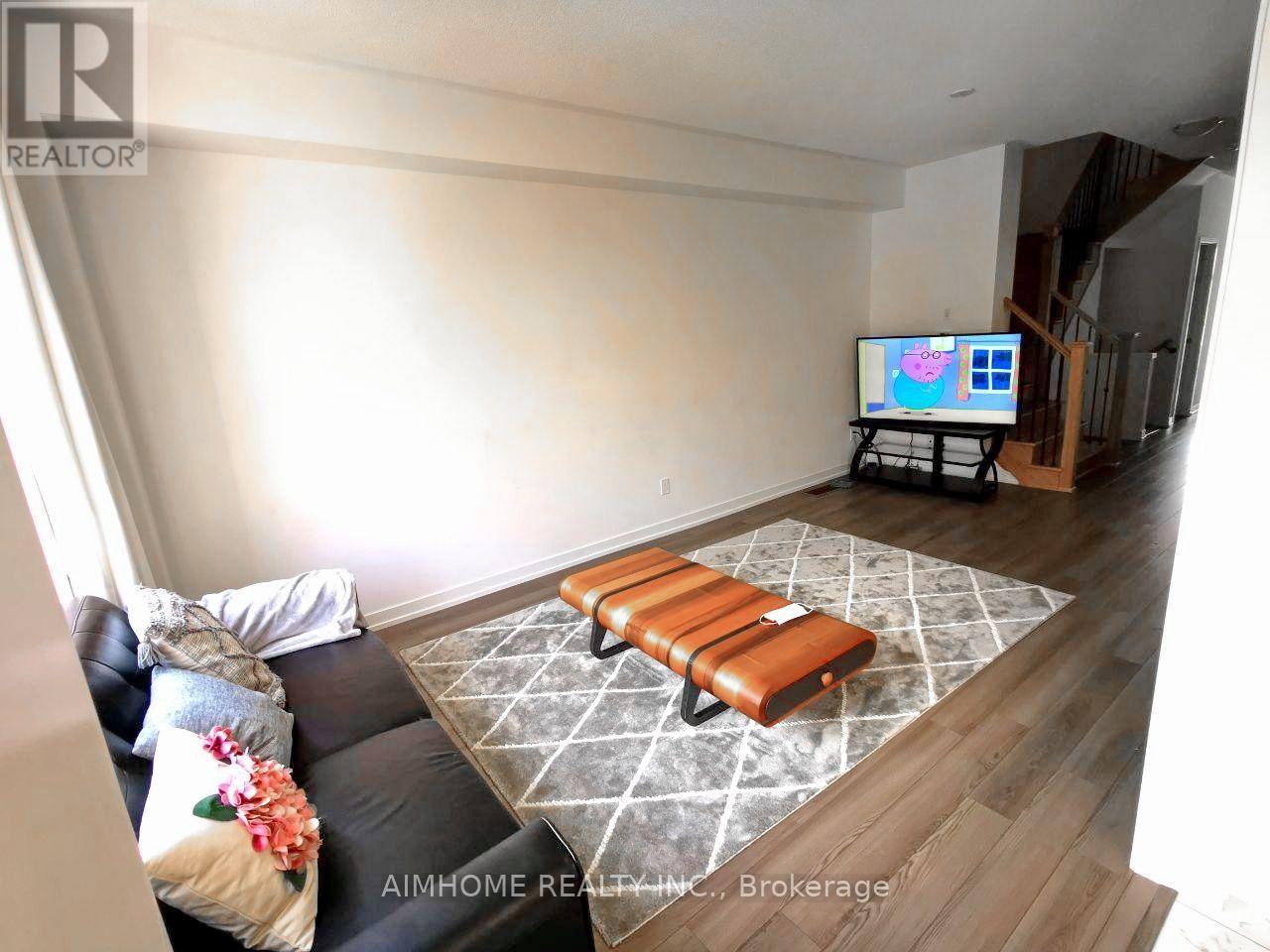 164 Harding Park Street, Newmarket, Ontario  L3Y 0E4 - Photo 6 - N14100748