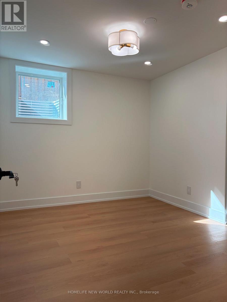 Unknown Address, ,    - Photo 11 - N14100774