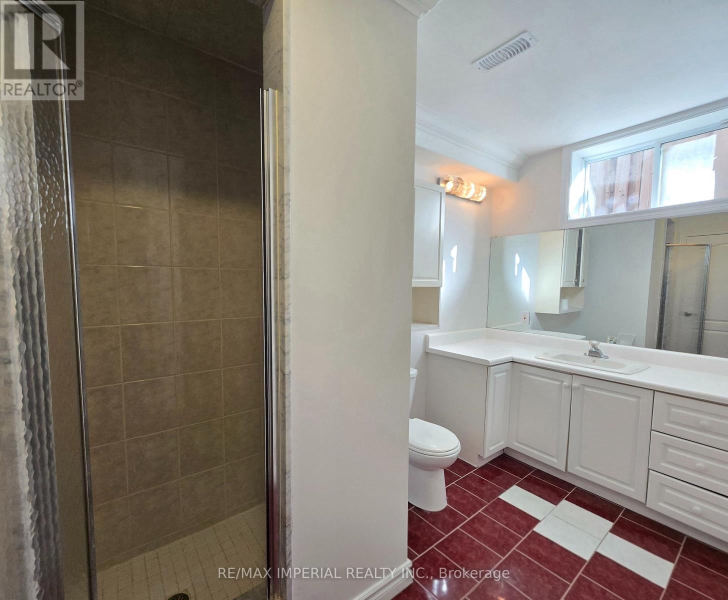 12a Mauro Court, Richmond Hill, Ontario  L4B 3J8 - Photo 13 - N14100786
