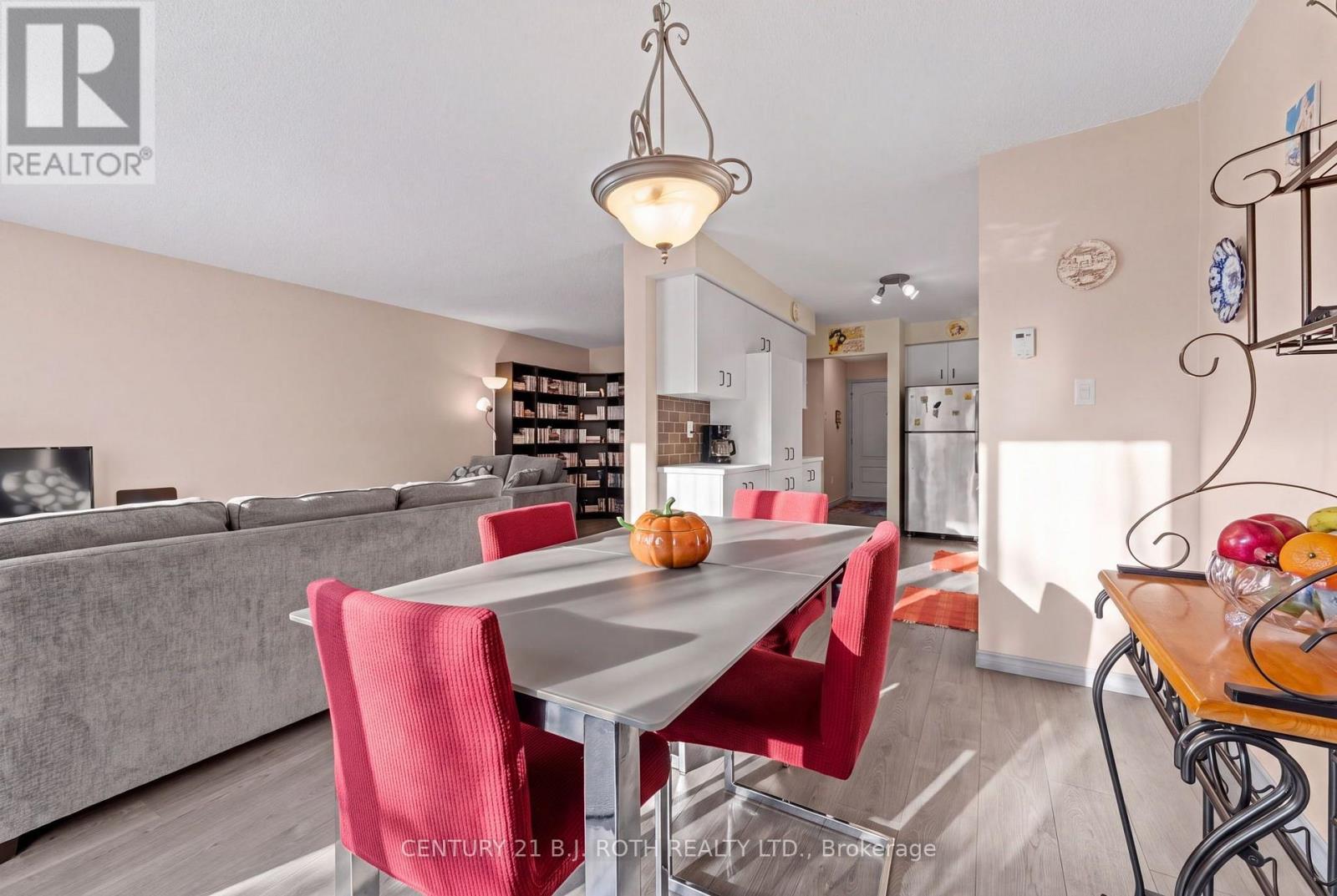 74 Ritva Court E, Richmond Hill, Ontario  L4C 9R4 - Photo 11 - N14100858