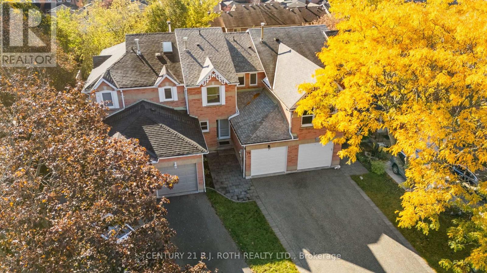 74 Ritva Court E, Richmond Hill, Ontario  L4C 9R4 - Photo 3 - N14100858