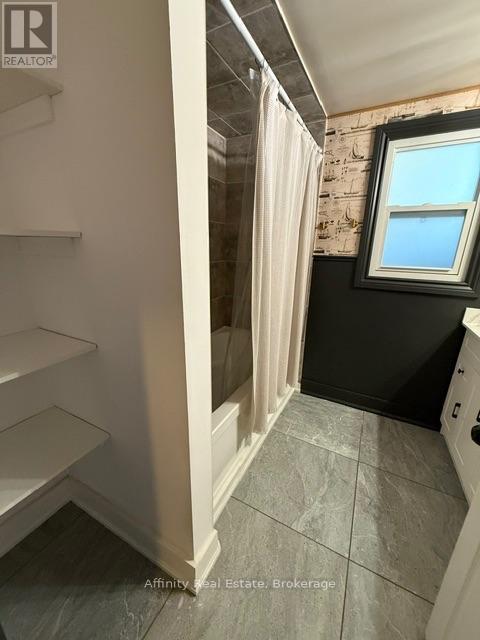 121 Paisley Boulevard E, Mississauga (Cooksville), Ontario  L5A 1P6 - Photo 14 - W14100820