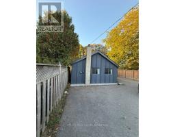 121 PAISLEY BOULEVARD E, Mississauga, Ontario